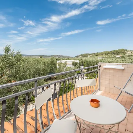 Villavesta Couette-café 4*